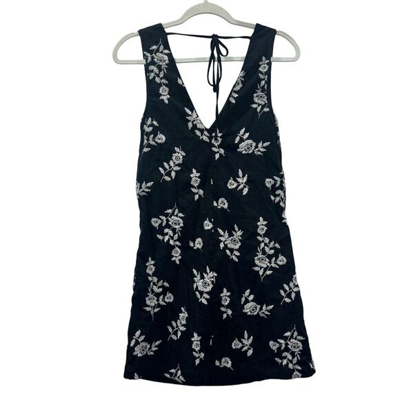 Abercrombie & Fitch Black Embroidered Mini Dress – Size XST - Picture 6 of 15